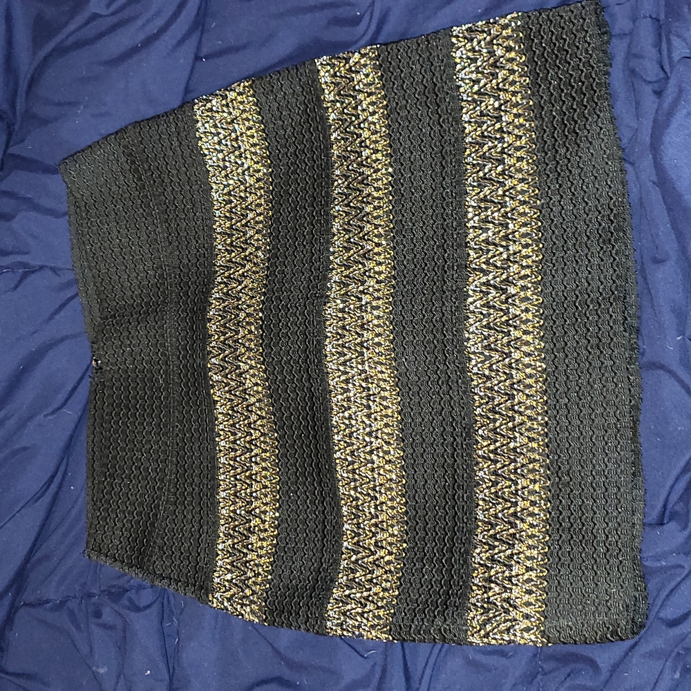 JOOMPY GOLD/BLACK SHORT STRETCHY PENCIL SKIRT